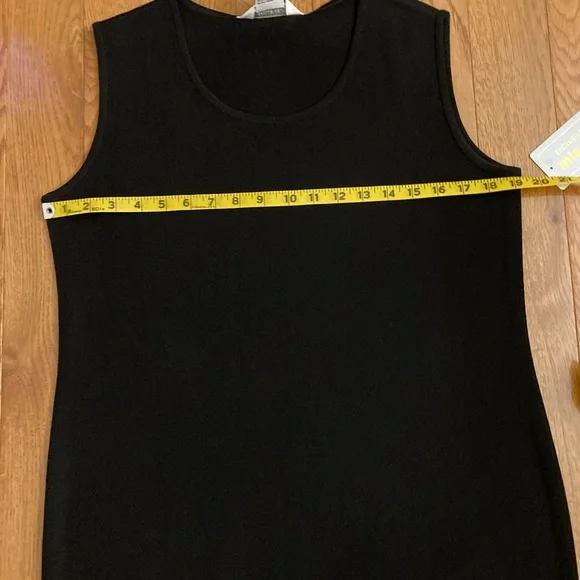 NWT - Elegant Black Sleeveless Dress - Picture 8 of 9